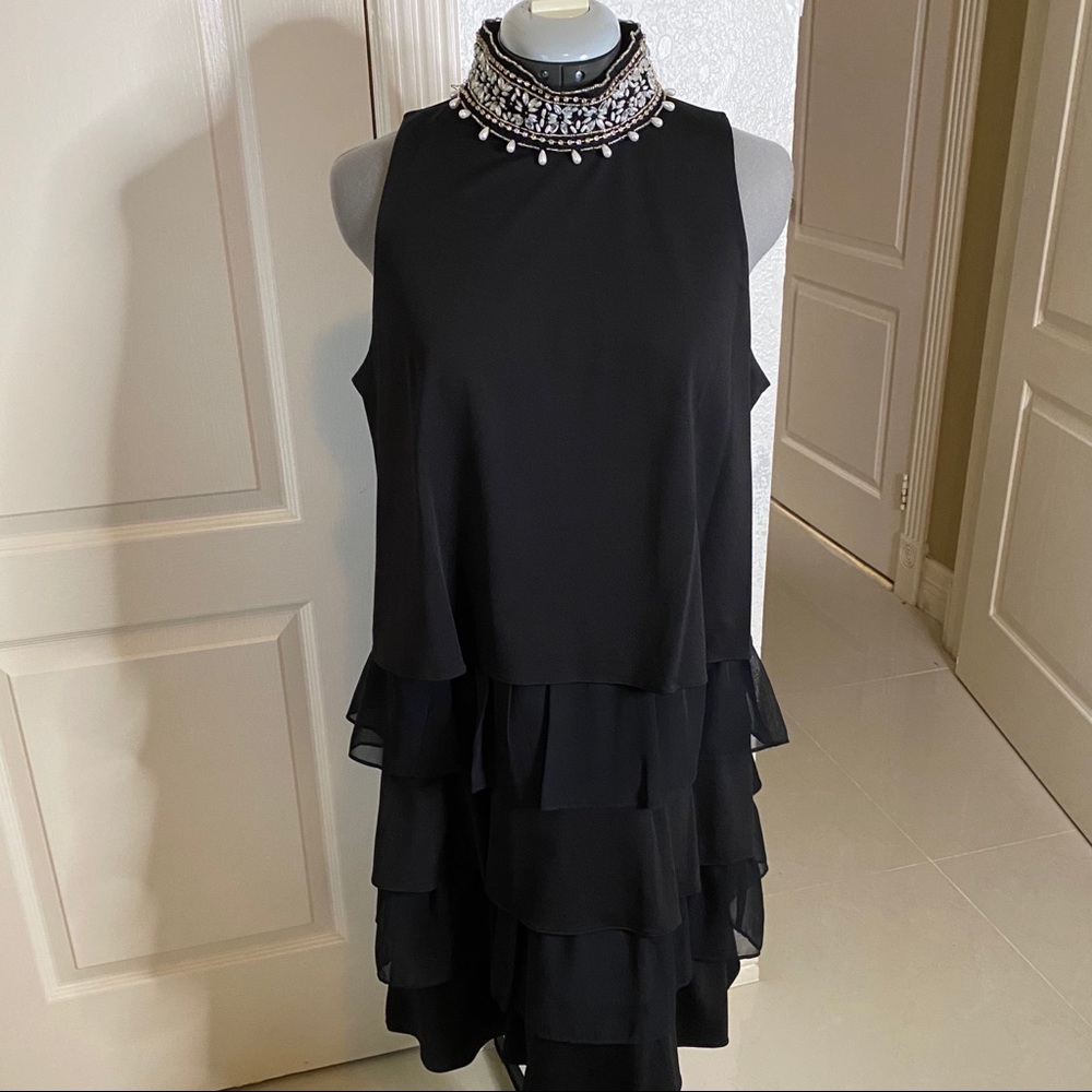 Adrianna Papell Black Dress w/Beaded Collar (Sz12)